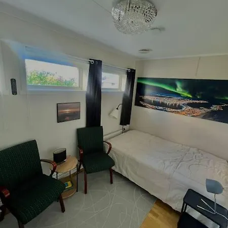 With Parking And Sauna 特罗姆瑟