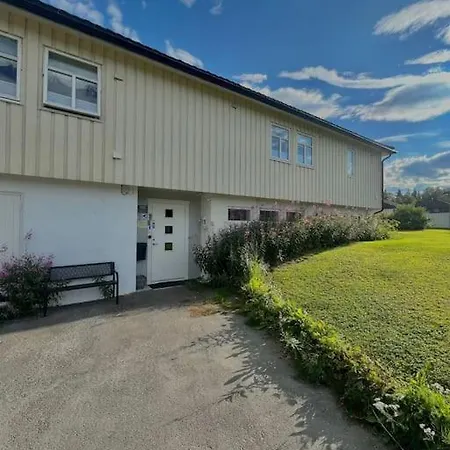 Apartment With Parking And Sauna Tromso